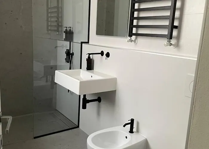 Ca' 2810 Vacation Appartement Baveno